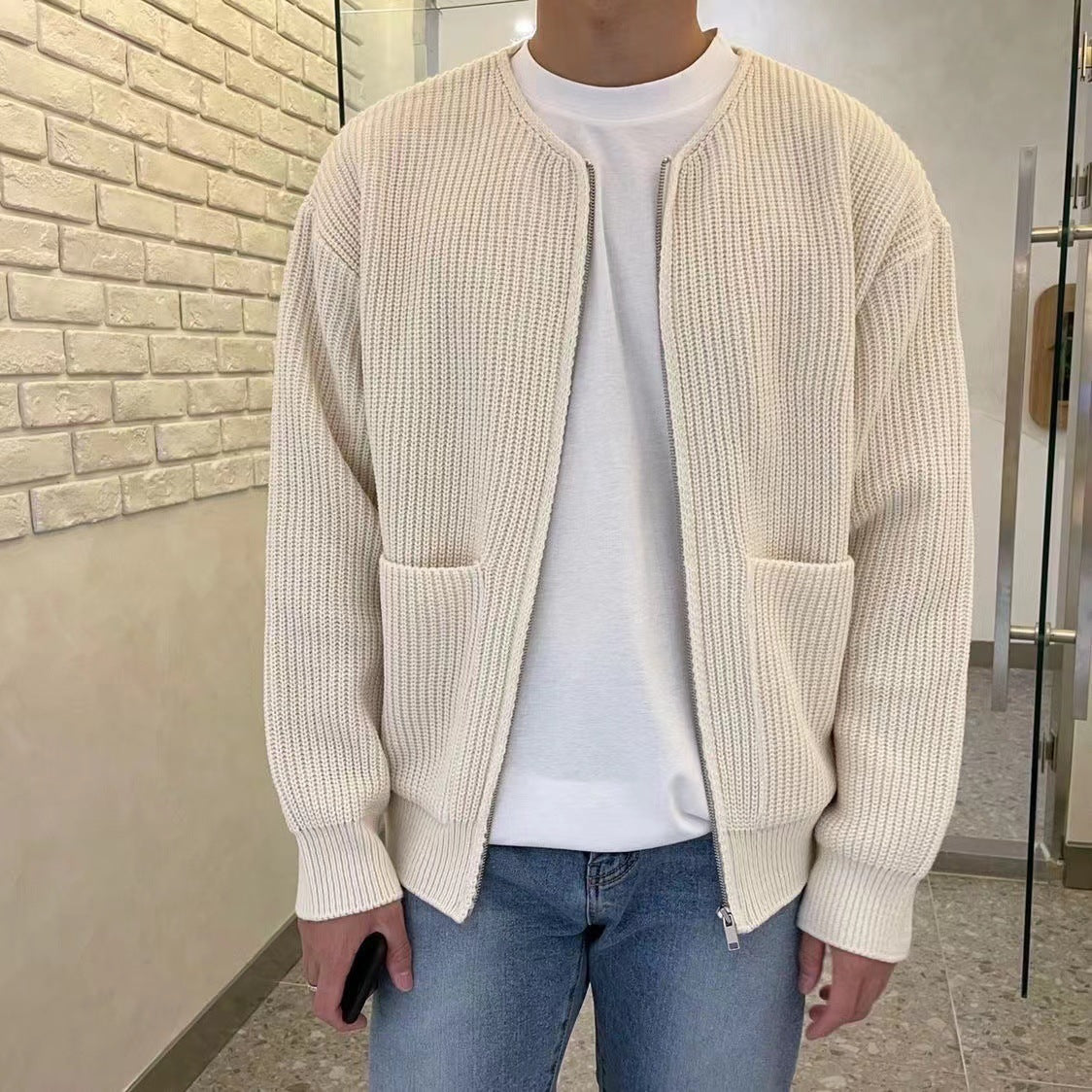 Liam™ - Lightweight knitted zip sweater